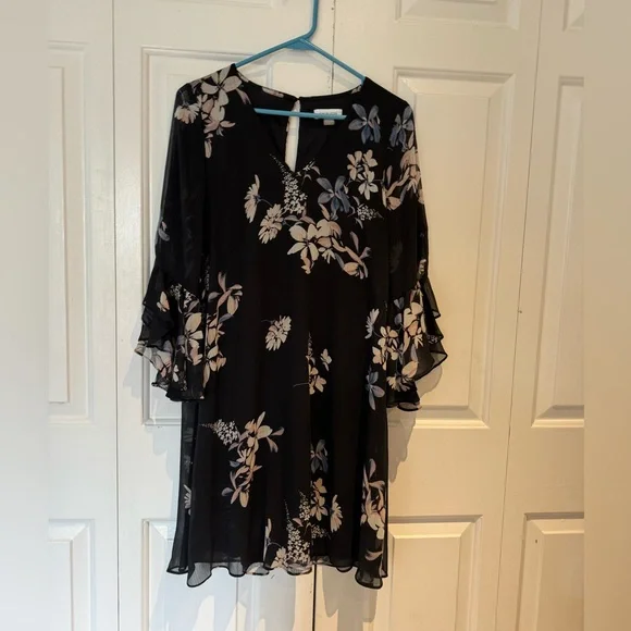 Calvin Klein Flutter Dress size 8 - Picture 1 of 4